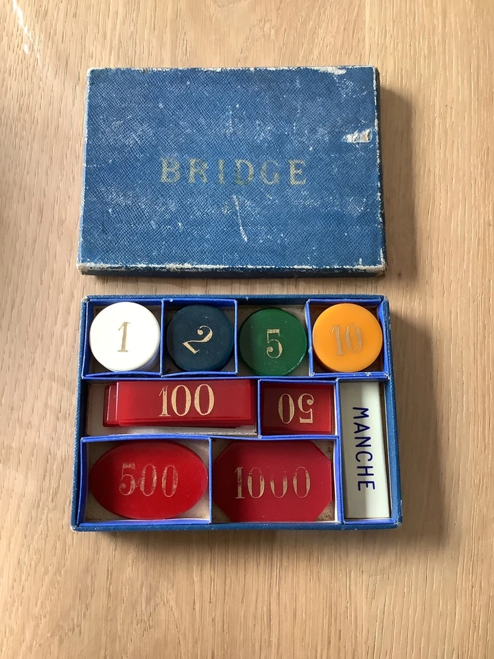 ANCIENNE BOITE JETONS BRIDGE - Photo 1/1