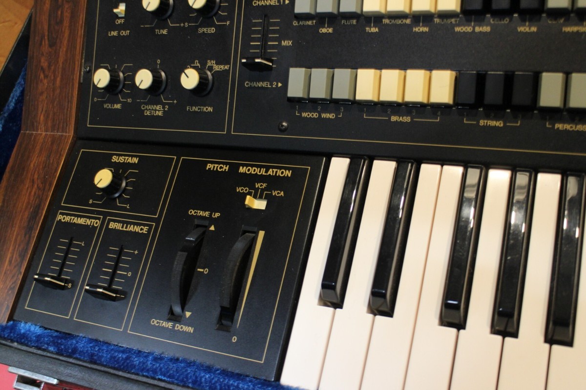Vintage YAMAHA CS-15D Dual Channel Synthesizer Made in Japan U2164