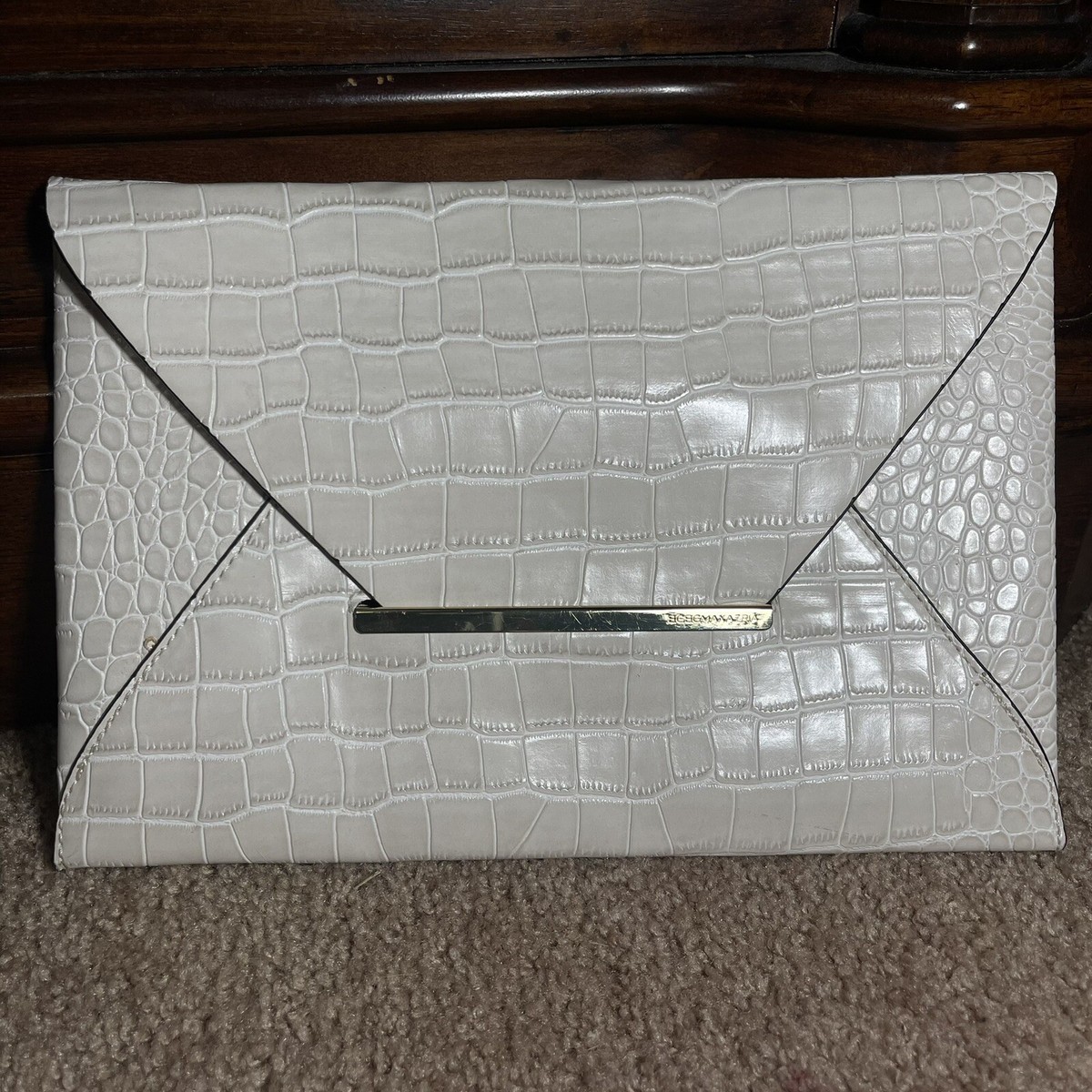 NWOT BCBG MaxAzria Envelope Clutch Faux Crocodile Cream 8x11