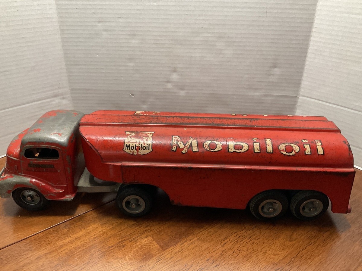 Camion Citerne Jouet Ancien France Plastique Soufflé - Collectionneur