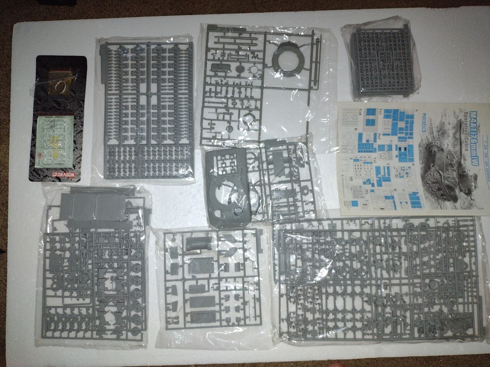1/35 Dragon 6083 maquette M4A1 76mm ww2