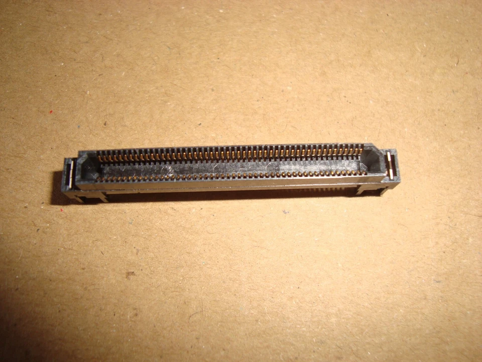 Samtec ERF8-050-01-L-D-EM2-TR-Conn.Micro High Speed Socket Strip SKT 100 0.8mm- - Immagine 2 di 4