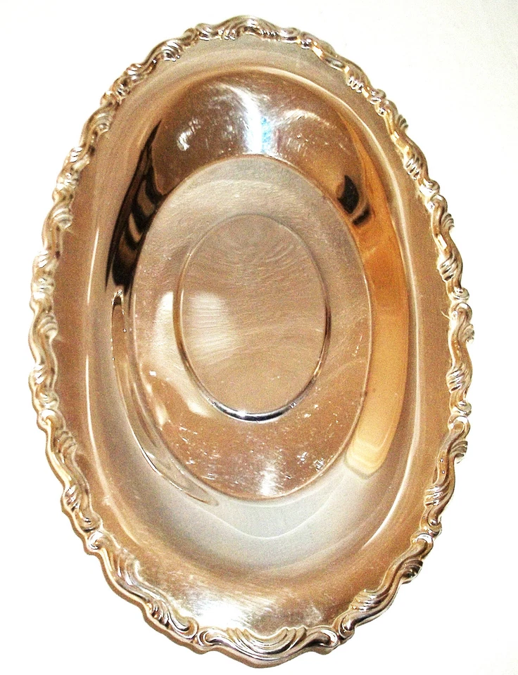 Vintage Oneida silverplate "Georgian Scroll" Gravy/Sauce Boat & Tray! Excellent! - Image 3 of 4