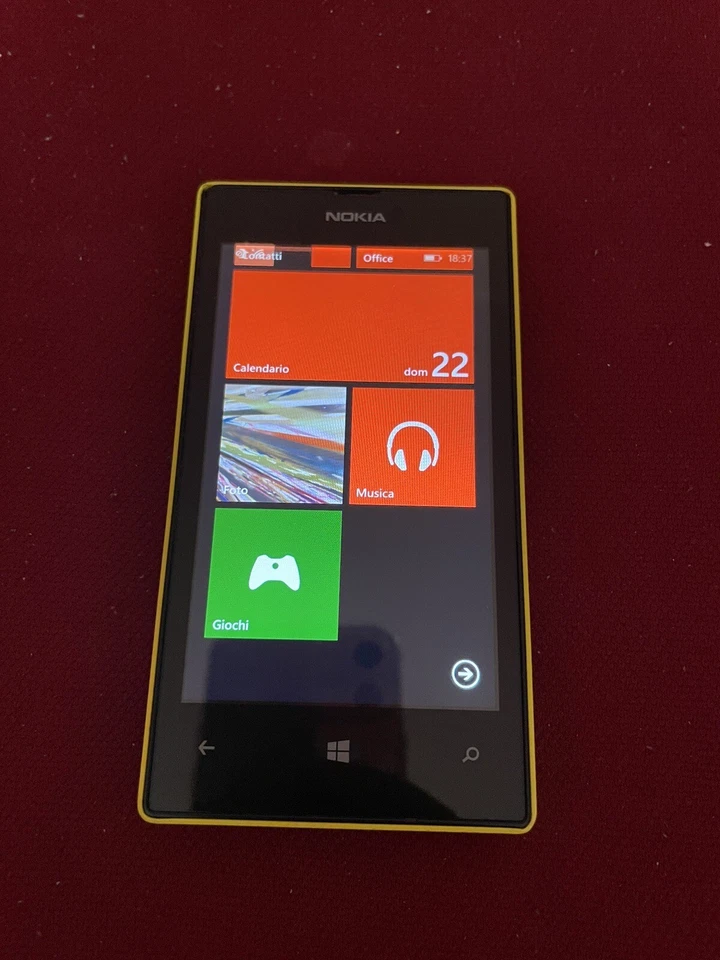 Windows Phone Nokia Limita 520 Giallo - Immagine 3 di 4