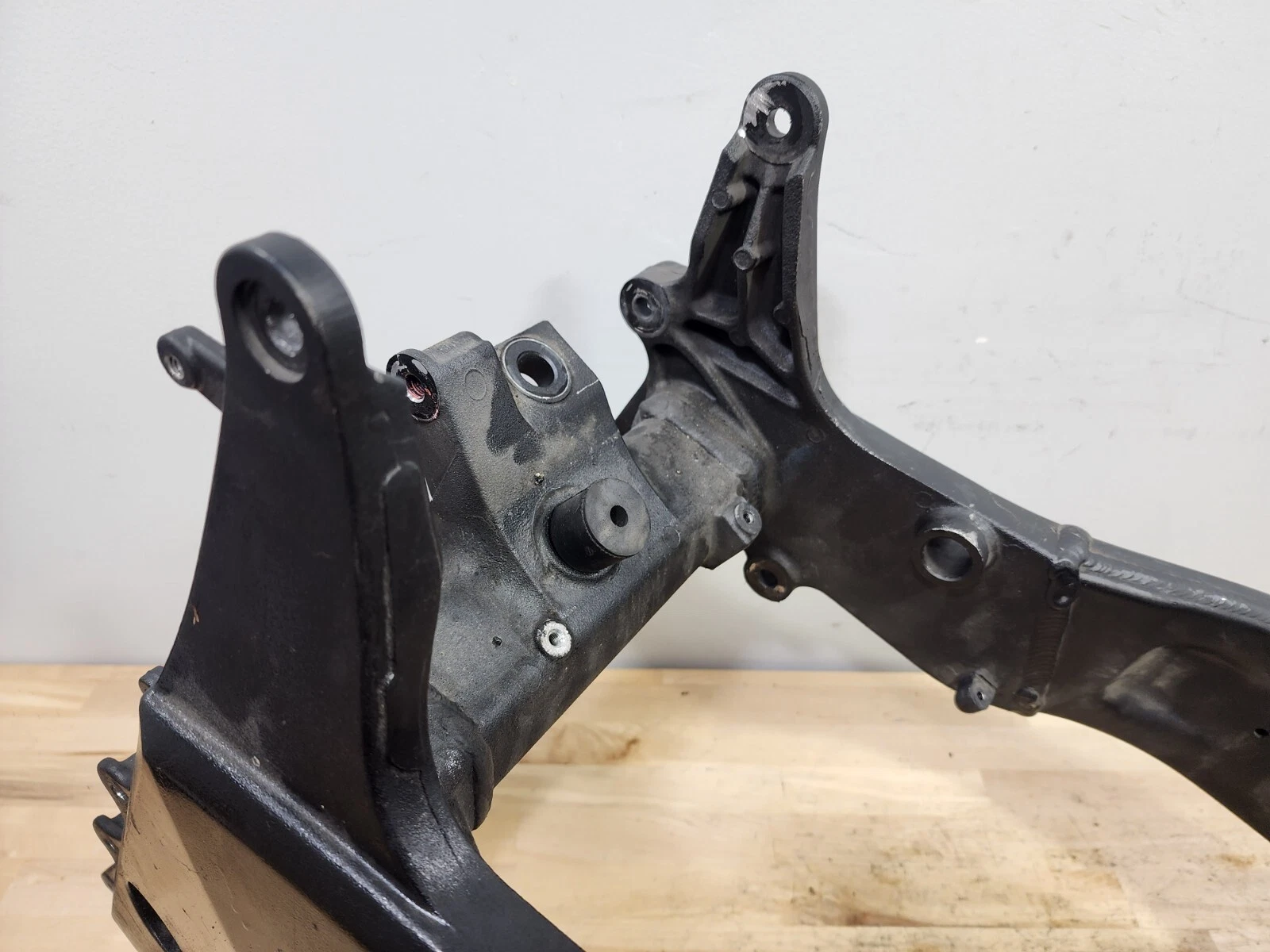 2005-2006 KAWASAKI NINJA ZX6R 636 STRAIGHT FRAME CHASSIS - 32160