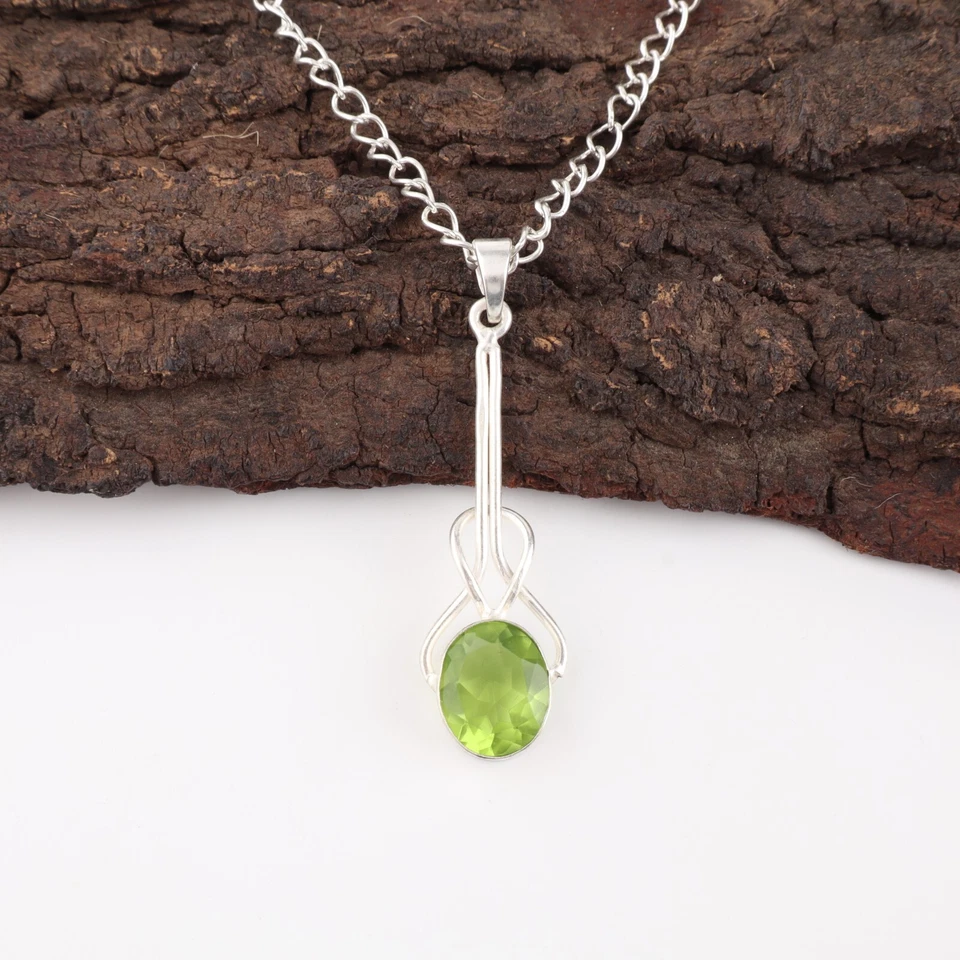Colgante de plata de ley 925 con piedras preciosas de peridoto verde hecho a mano increíble joyería regalo Foto 3 de 4