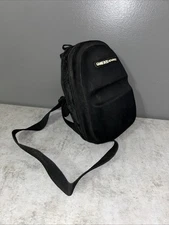 Nintendo Game Boy Advance  Carrying Case Sling Carrier Soft Shell Black