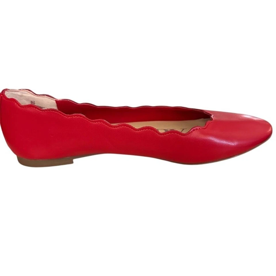 Sam & Libby Women's Red Scalloped Ballet Flats Size 8.5 Casual Shoes - Image 3 of 4