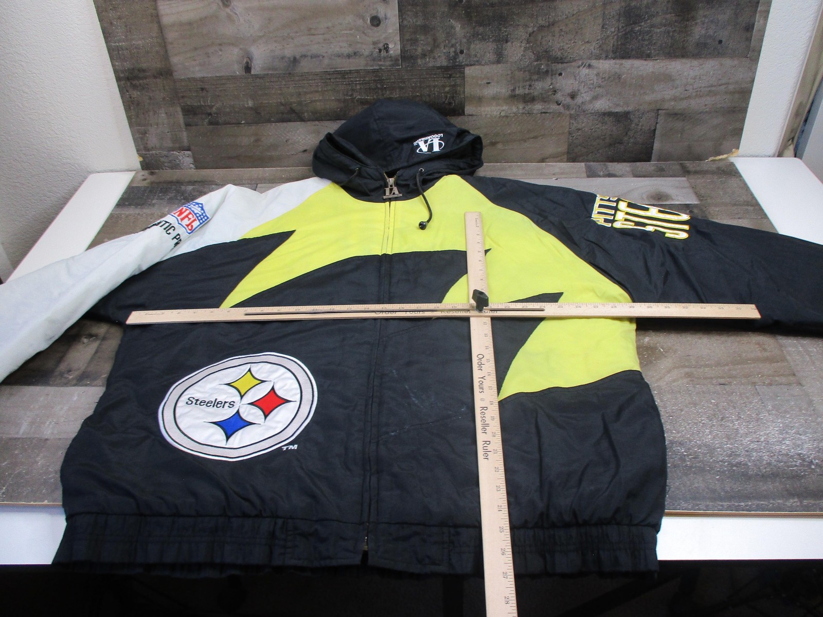 Vintage Pittsburgh Steelers Jacket Mens XL Black NFL Football Logo Athletic 90s