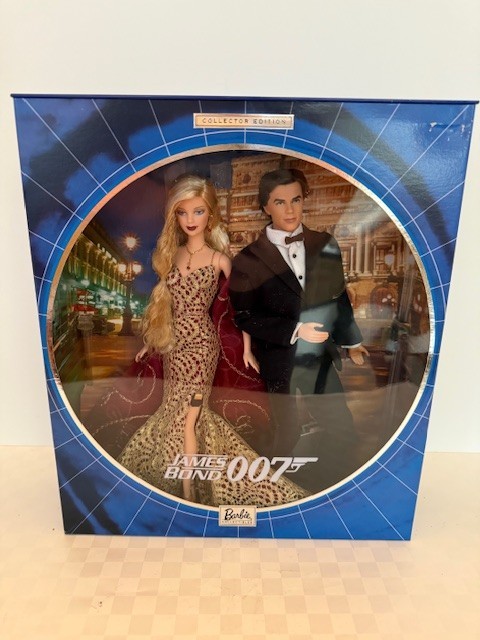 NRFB 2002 Collector Mattel Barbie & Ken as JAMES BOND 007 Mo