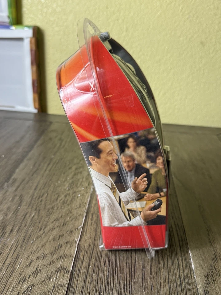 Microsoft Wireless Notebook Presenter 8000 1065 Silver Bluetooth Mouse - Image 2 of 4