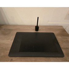 Wacom Intuos 5 Touch Pen Tablet Medium (modello PTH650)