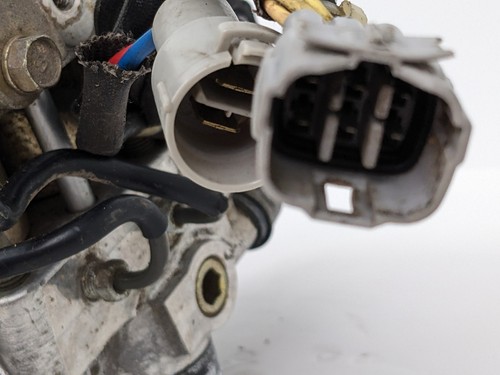 1990-1991 Lexus ES250 Toyota Camry ABS Anti-Lock Brake Pump Module 44510-32020 - Picture 3 of 10