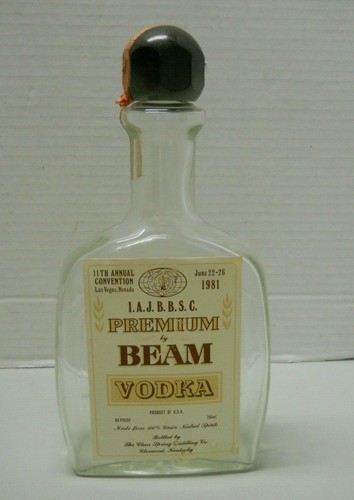 Jim Beam Bourbon Gin and Vodka Cowboy Horse IAJBBSC Bottles Empty Lot of 3 - Picture 6 of 12