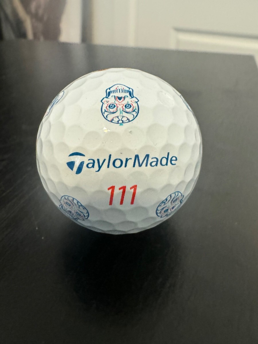 Taylormade TP5 Pix Dia de los Muertos (Day of the Dead) Golf