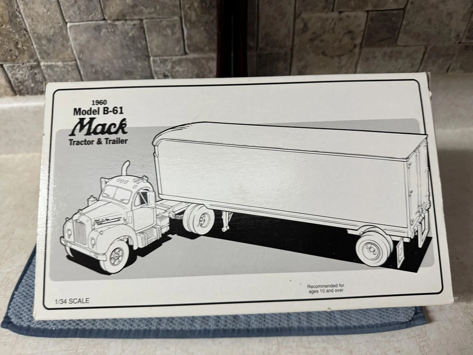 Винтажный 1960 Mack B-61 трактор прицеп 1/34 литой First Gear H.F. Campbell PA - Изображение 4 из 4