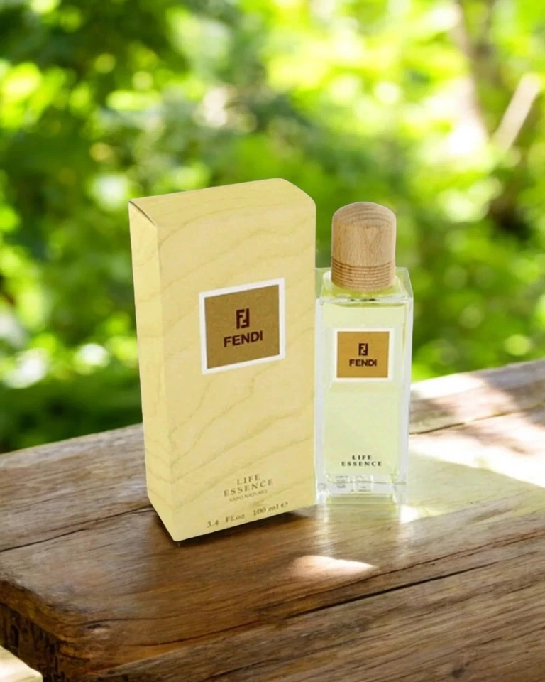 Fendi Life Essence Eau de Toilette - 100 ml | Para Hombre y Mujer Foto 3 de 4