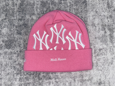 NEW Supreme x New York Yankees x New Era Box Logo Beanie Pink FW21