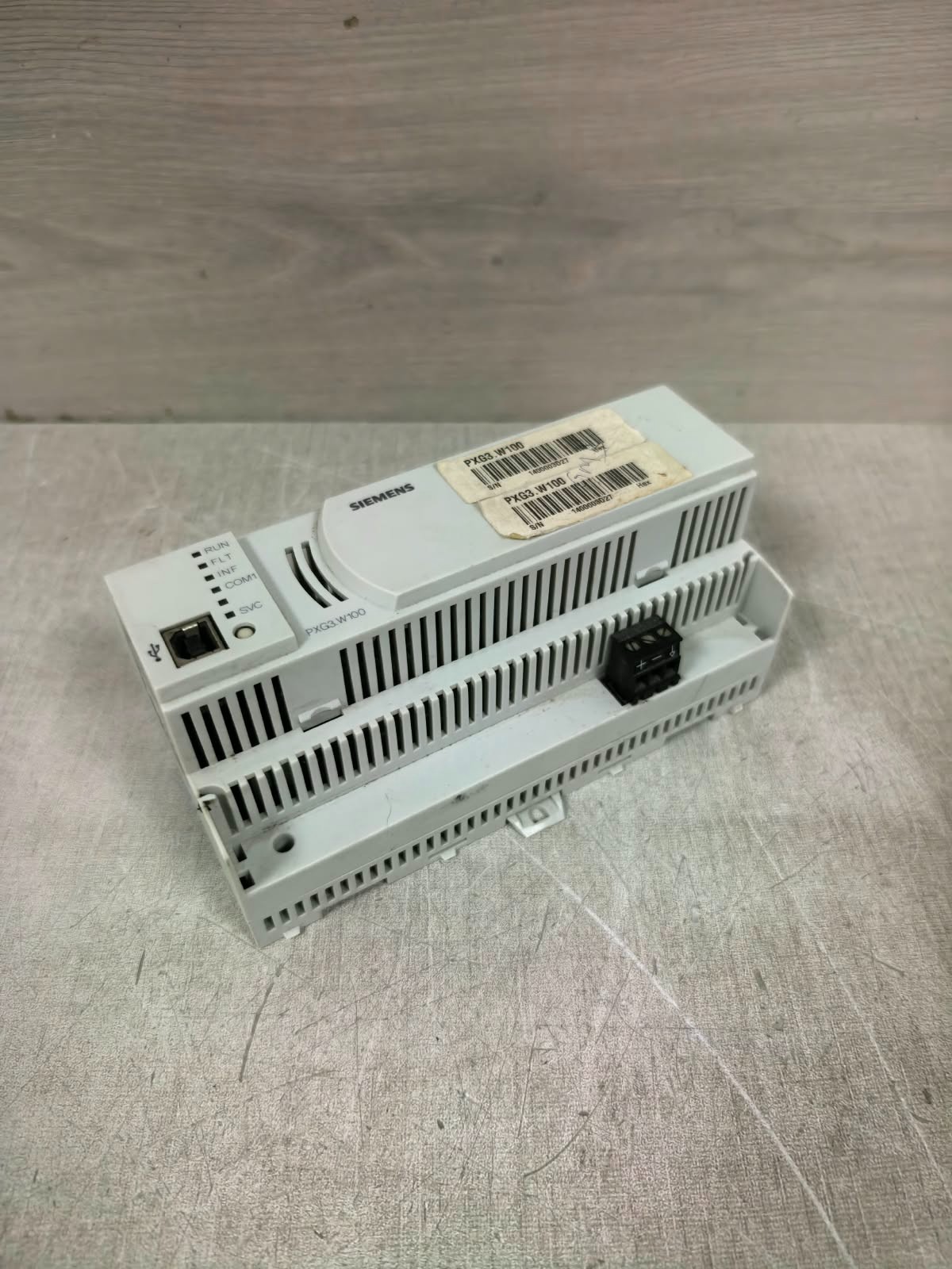Siemens PXG3.W100 SIEMENS PXG3.W100 BACNET/IP WEB INTEFACE 24V 5