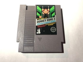 Donkey Kong 3 NES, CIB Complete, 5 Screw, Black Box, Hangtab, NON-CODE Working