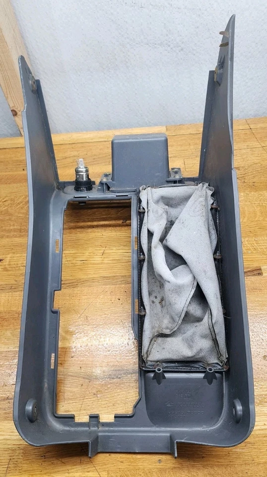 Nissan Xterra 2000 consola de piso palanca de cambios automática y bisel 4x4 Foto 4 de 4