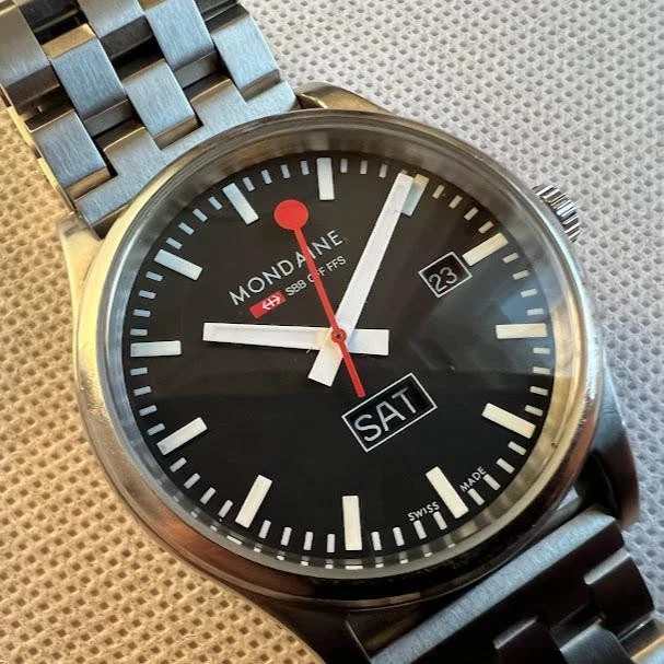 Mondaine Spt Line Men's 41mm Day Date Quartz Strap - image 3 of 4