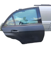 Mercedes Benz W212 Limousine T&uuml;r Hinten Rechts Nachlackiert Kein ORIG Farbe