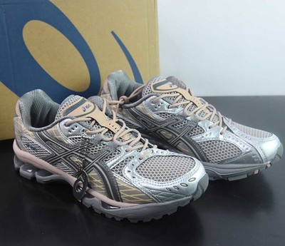 1203A543-250 ASICS Gel Nimbus 10.1 Moonrock Truffle Grey