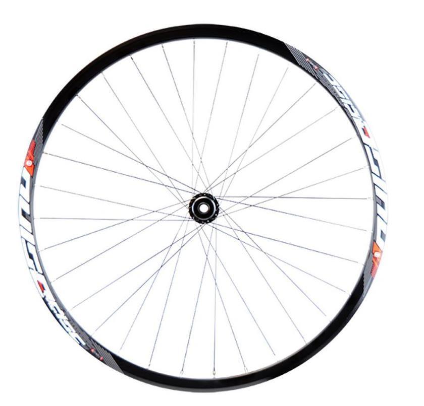 Roue route 700 avant contre le manque de rigidité avec axe traversant 12x100 et disque Centerlock
