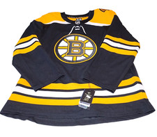 Ultimate Boston Bruins Collector and Super Fan Gift Guide 48