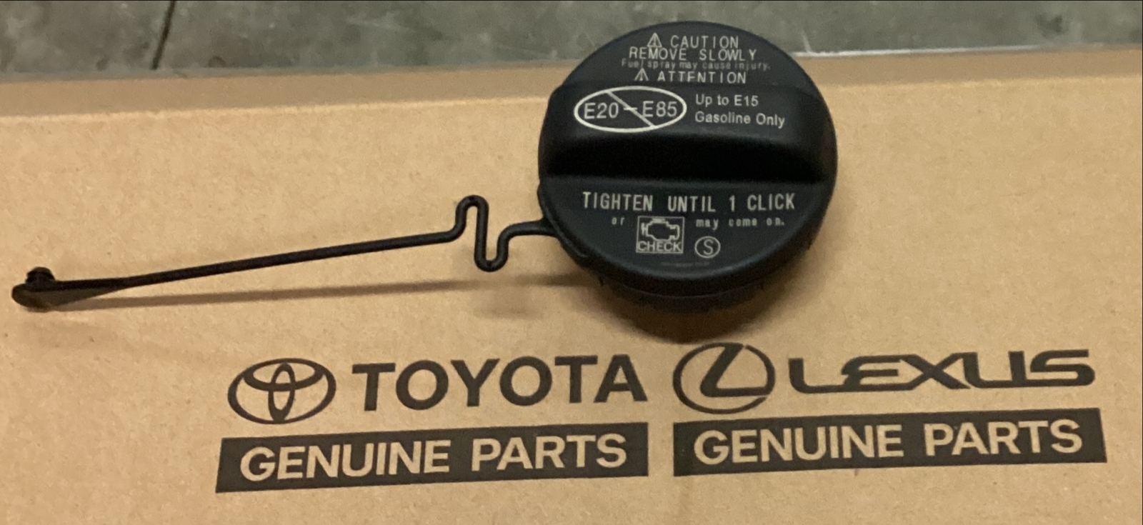 FITS: 15-18 TOYOTA YARIS FUEL GAS TANK CAP WITH TETHER BRAND NEW OEM | eBay
