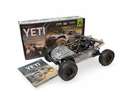 Rare New Axial 1/10 Yeti 4WD Rock Racer Kit W/ Electronics & Vanquish Upgrades