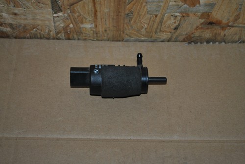 BMW E36 Z3 X5 E46 E87 Waschwasserpumpe Wisch Pumpe Scheibenwischer vorne Wasser