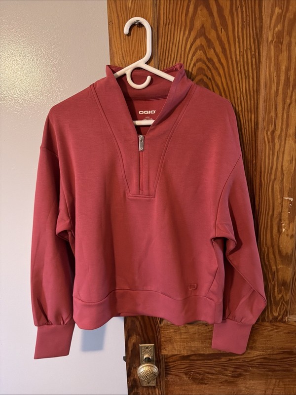 OGIO Women's Transcend 1/4 Zip Pullover Sweatshirt Soft Ruby Red Size S Small