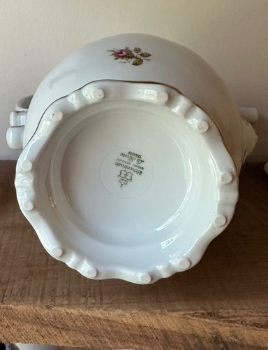 Vintage Eschenbach La Reine Moss Rose Scalloped Porcelain Coffee Pot 8 Cup HTF - Picture 12 of 13