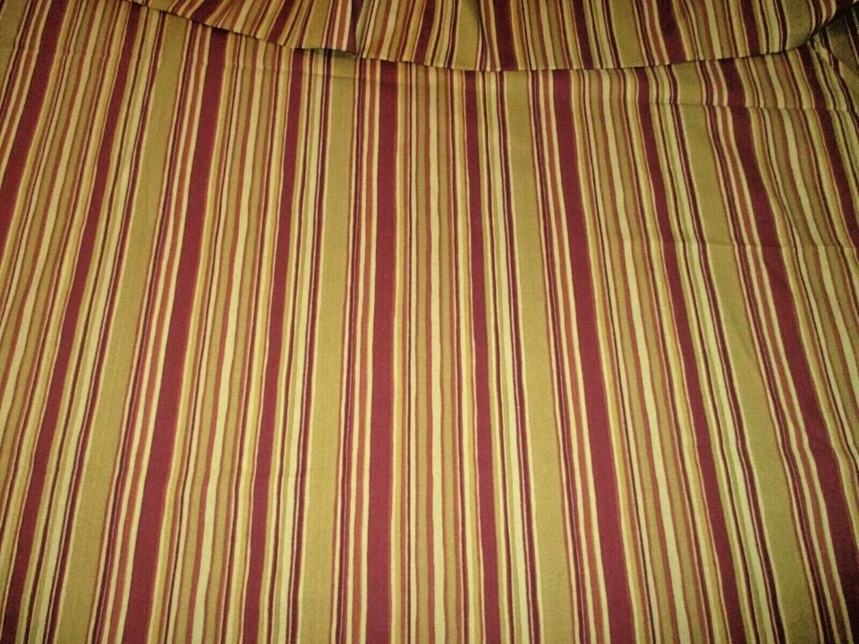 7,5 yardas. ROBERT ALLEN Algodón, Recubierto de Teflón; Mostaza y Amarillo Pálido + Granate Foto 2 de 4