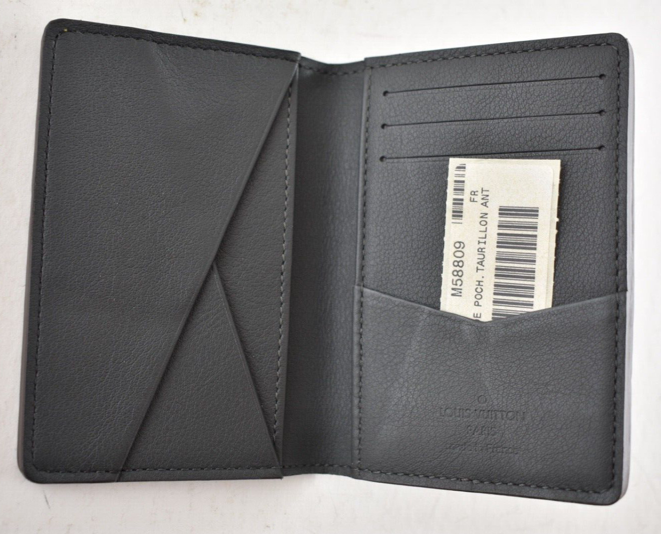 Louis Vuitton Taurillon Leather Anthracite Grey LV Logo Pocket Organizer Wallet image 6