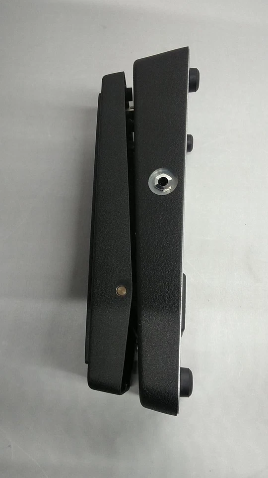 Jim Dunlop GCB95 Cry Baby Wah Pedal, Legendary Fasel Inductor, Wah Effect -JAPAN - Image 4 of 4