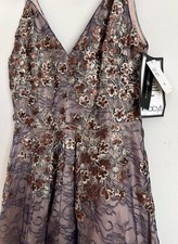 Betsy Adam Womens Floral Sequinned Plunging Neck Gown Size 6