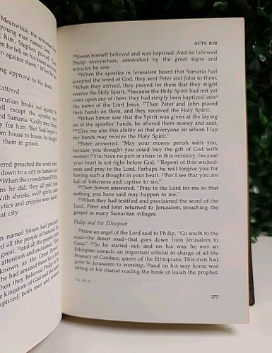 NIV 1973 New Testament Bible - Hardcover (Large Print Edition) - Picture 11 of 12