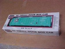 HO-Scale Life-Like Proto 1000 Series 60' Thrall Door SACRAMENTO Box Car