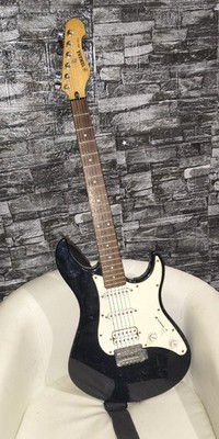 Yamaha EG112C Black Electric Guitar with Strap - Great Beginner/Intermediate