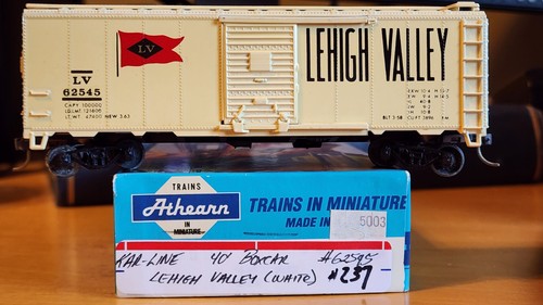 Vagón de carga Lehigh Valley RR 40' 62545 Athearn Kar-Line 237 construido por el dueño Kadee HO | Zustand: Used