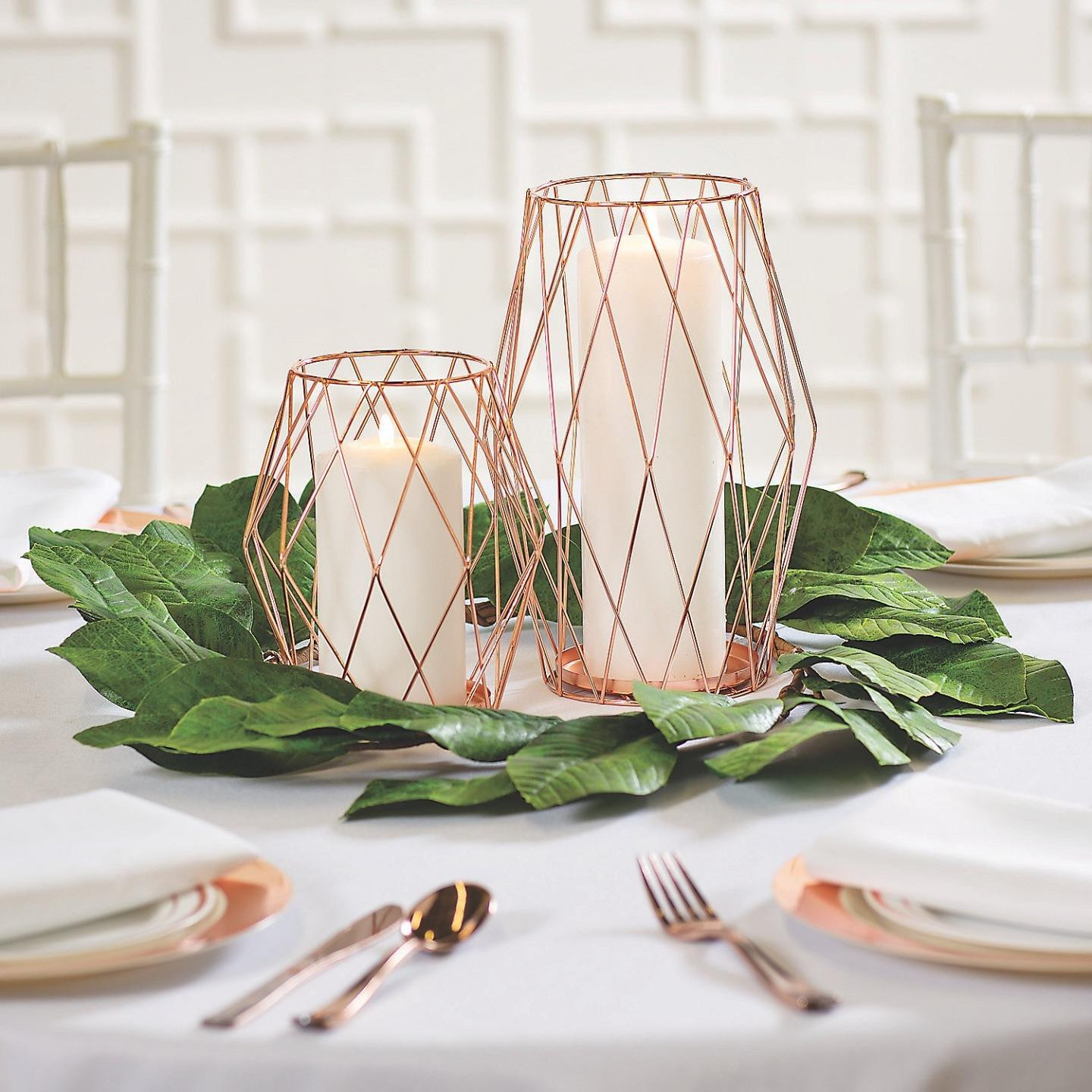 Green Plastic Magnolia Leaf Wreath for Wall Door or Tabletop Decor 20 Inch Diameter #733