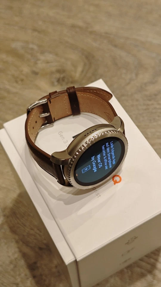 Fossil Smart Watch Q Explorist 3.Gen Leder Armband Braun - Sehr guter Zustand - Bild 2 von 4