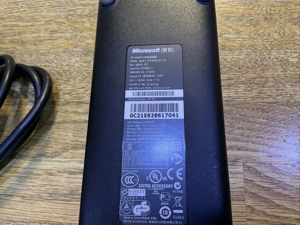 Microsoft Xbox 360 Slim CPA09-011A Power Supply Brick AC Adapter 12v 135w - Image 3 of 3