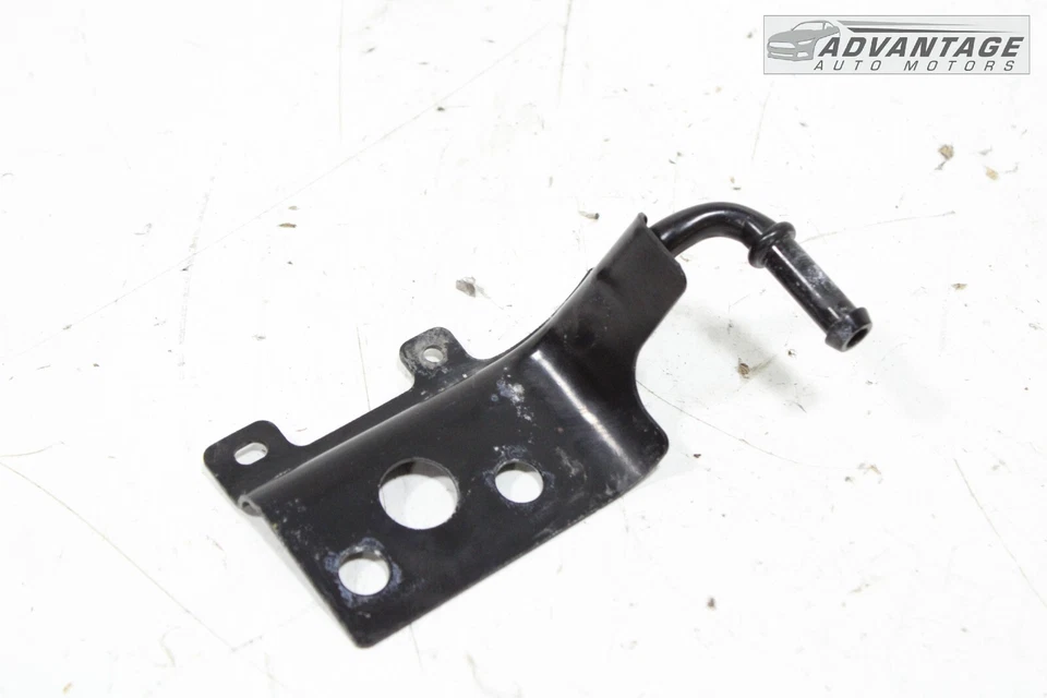 2021-2023 AUDI A5 AWD EXHAUST RESONATOR PIPE RIGHT INSULATOR HANGER BRACKET OEM - Image 2 of 4