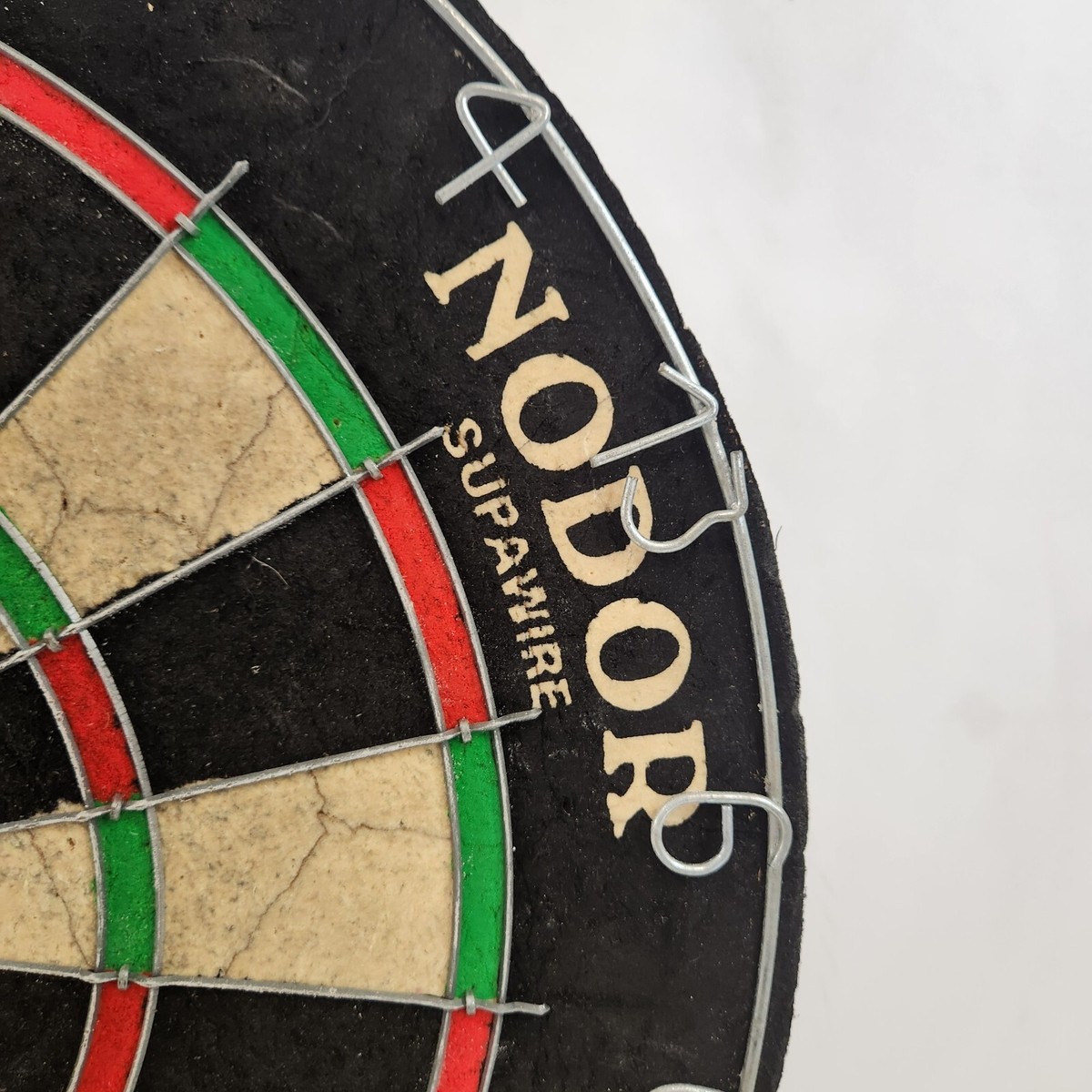 Vintage Nodor Supawire Bristle Dartboard Canadian National