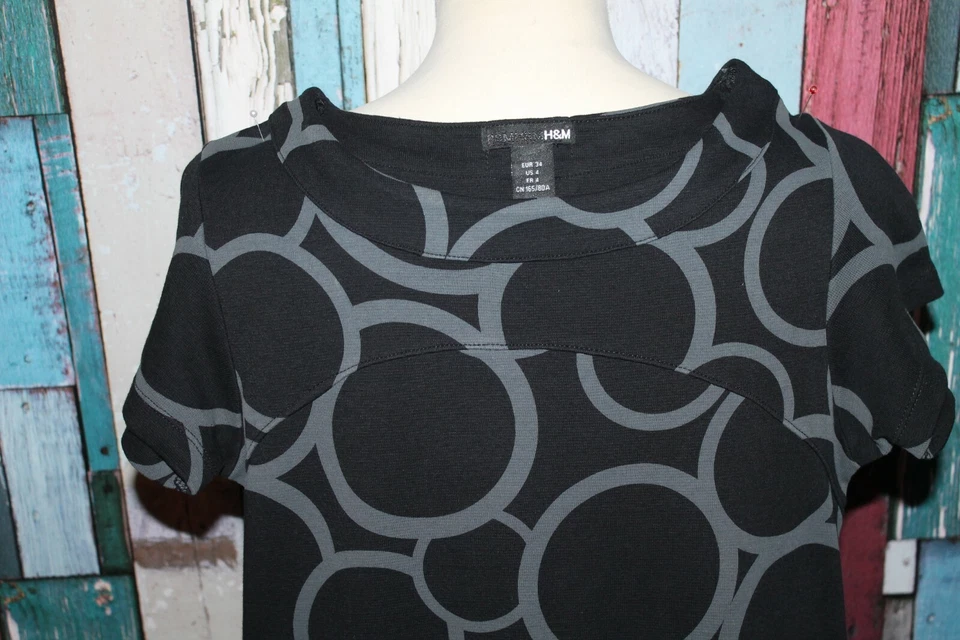 ROBE DROITE FEMME °°° H&M °°° MOTIFS GEO . TAILLE 34 - Photo 2/4