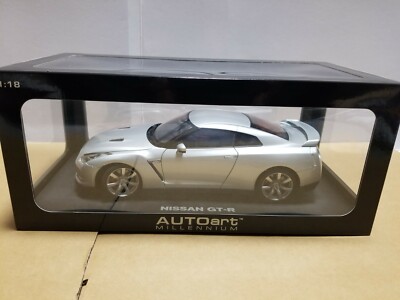 Autoart 77386 NISSAN GT-R R35 SILVER 1/18 | eBay